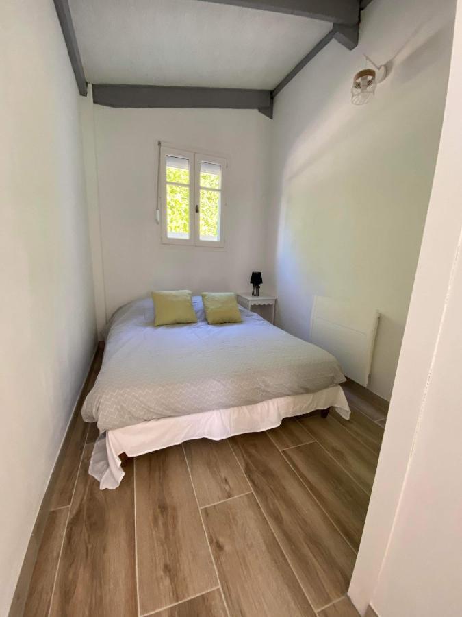 Maison Bord De Lac De Charmes Bannes  Екстер'єр фото