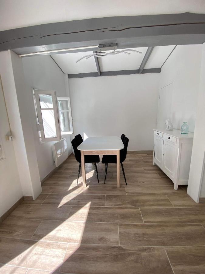 Maison Bord De Lac De Charmes Bannes  Екстер'єр фото