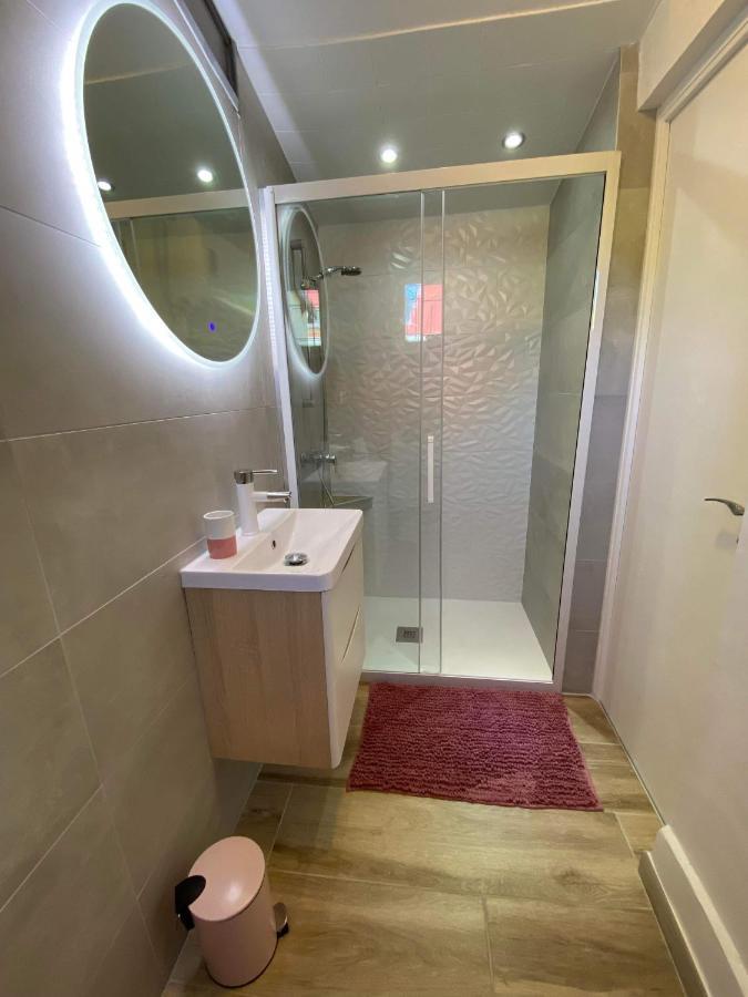 Maison Bord De Lac De Charmes Bannes  Екстер'єр фото